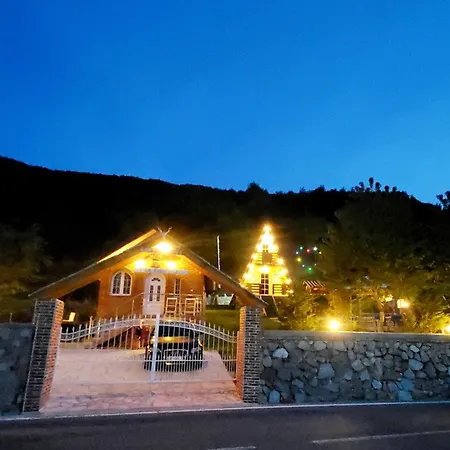 Jaktstuga Vilat Pllumaj *