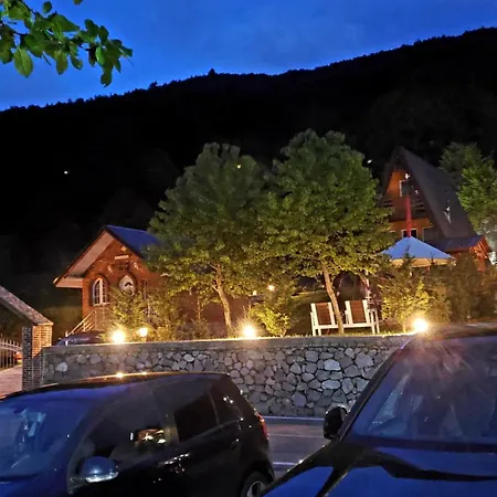 Vilat Pllumaj Gropat e Selces