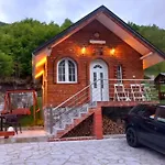 Vilat Pllumaj * Gropat e Selces