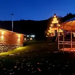 Деревянный коттедж Vilat Pllumaj