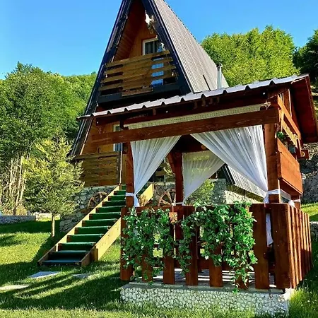 Vilat Pllumaj * Gropat e Selces