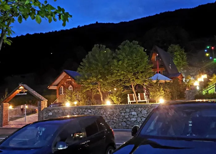 Vilat Pllumaj Gropat e Selces