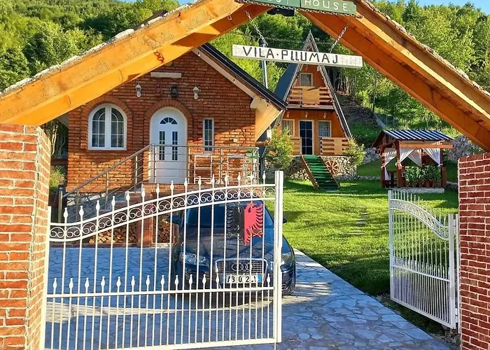 Vilat Pllumaj 山林小屋 *