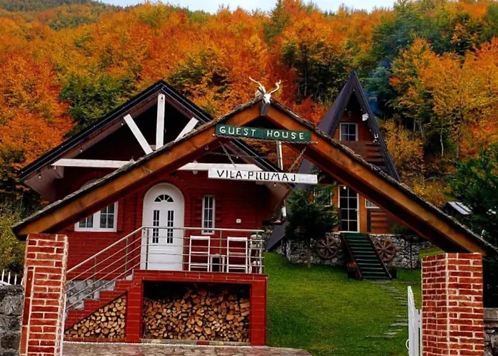 山林小屋 Vilat Pllumaj Gropat e Selces